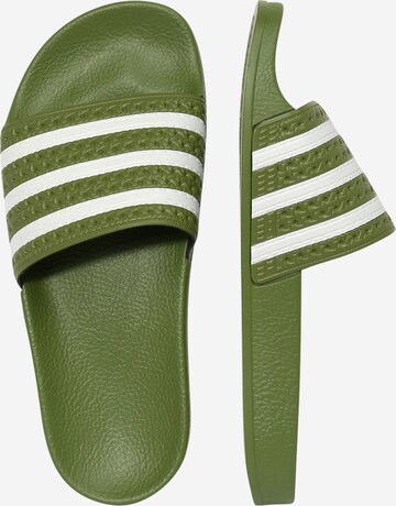 ADIDAS ORIGINALS - Zapatos abiertos 'Adilette' en verde