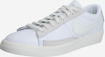 Baskets basses 'BLAZER LOW LEATHER' Nike Sportswear en blanc : devant