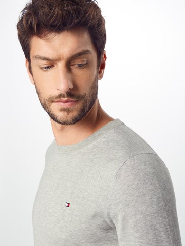 Pull-over TOMMY HILFIGER en gris