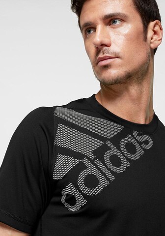 ADIDAS SPORTSWEAR Regular fit Λειτουργικό μπλουζάκι 'Freelift' σε μαύρο