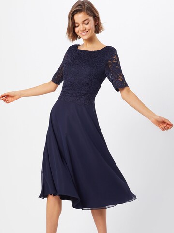 Robe de cocktail Vera Mont en bleu