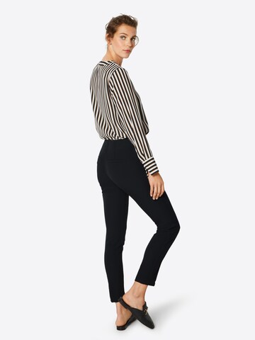 s.Oliver BLACK LABEL Skinny Spodnie w kolorze czarny: tył