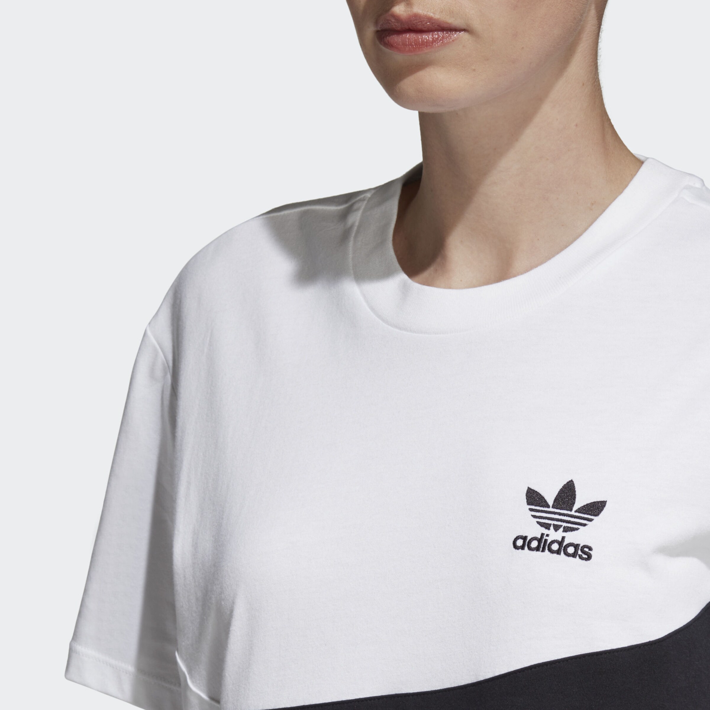 Femme T-shirt oversize ADIDAS ORIGINALS en Blanc 