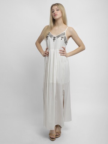 APART Kleid in Weiß: front