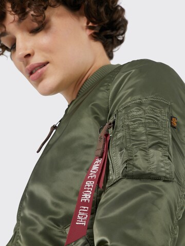 ALPHA INDUSTRIES - Casaco meia-estação em verde