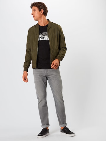 THE NORTH FACE Regular fit Shirt 'Mountain Line' in Zwart