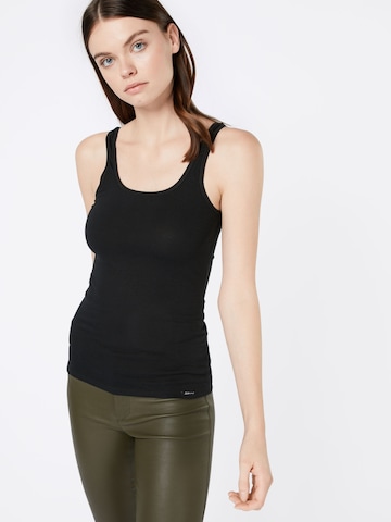 Skiny Undershirt in Black: front