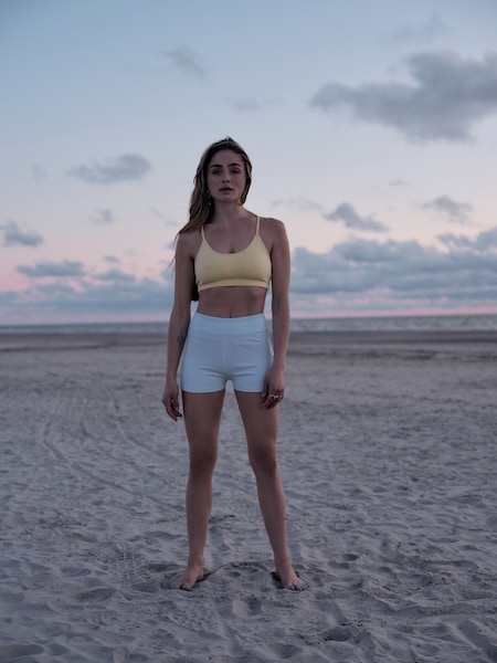 Sofia Tsakiridou - Beach Yoga  Look