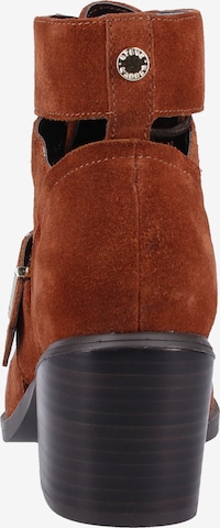 STEVE MADDEN Lace-Up Ankle Boots in Brown