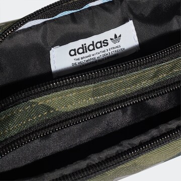 ADIDAS ORIGINALS Heuptas in Groen