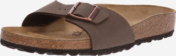 BIRKENSTOCK Pantoletter 'Madrid' i brun: forside