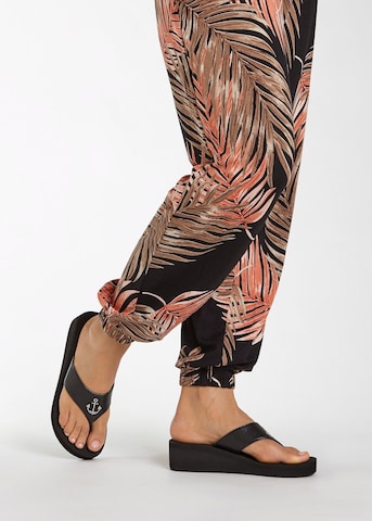 Flip-flops de la LASCANA pe negru: față