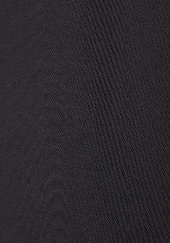 BENCH Sweatshirt in Schwarz