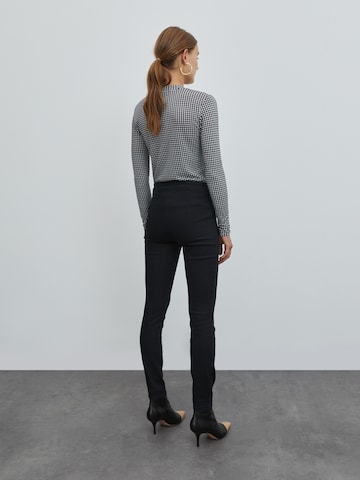 EDITED Skinny Jeggings 'Janetts' i svart