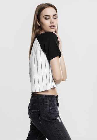 Tricou de la Urban Classics pe alb
