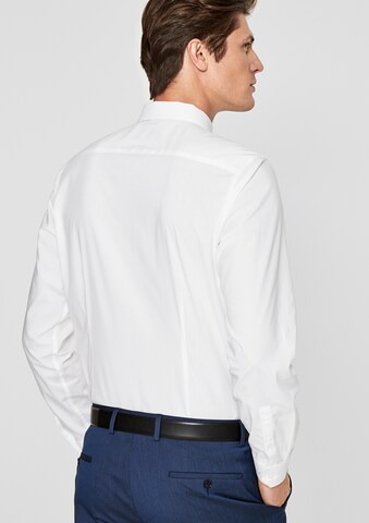 Coupe slim Chemise business s.Oliver BLACK LABEL en blanc