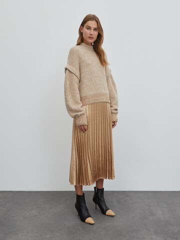 EDITED Pullover 'Jorina' in Beige