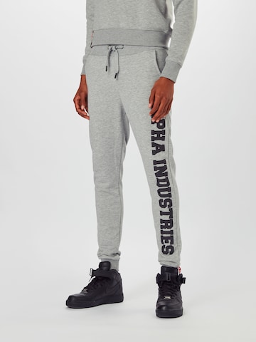 ALPHA INDUSTRIES Tapered Nadrág - szürke: elől