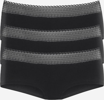 s.Oliver Boyshorts in Black: front