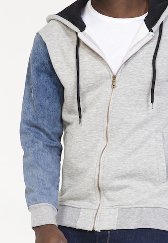 PLUS EIGHTEEN Zip-Up Hoodie in Grey