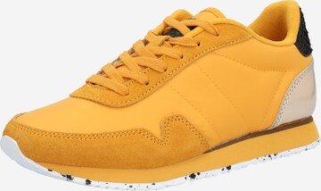 Sneaker bassa 'Nora III' di WODEN in giallo: frontale