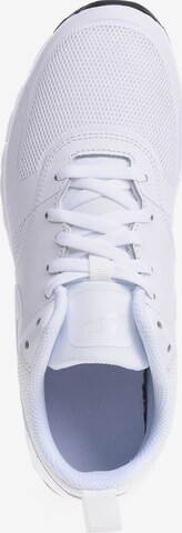 Nike Sportswear Sneaker 'Air Max Vision' in Weiß