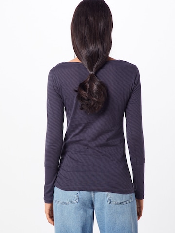 Iriedaily Shirt in Blue: back