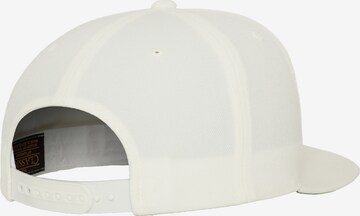 Cappello da baseball di Flexfit in bianco