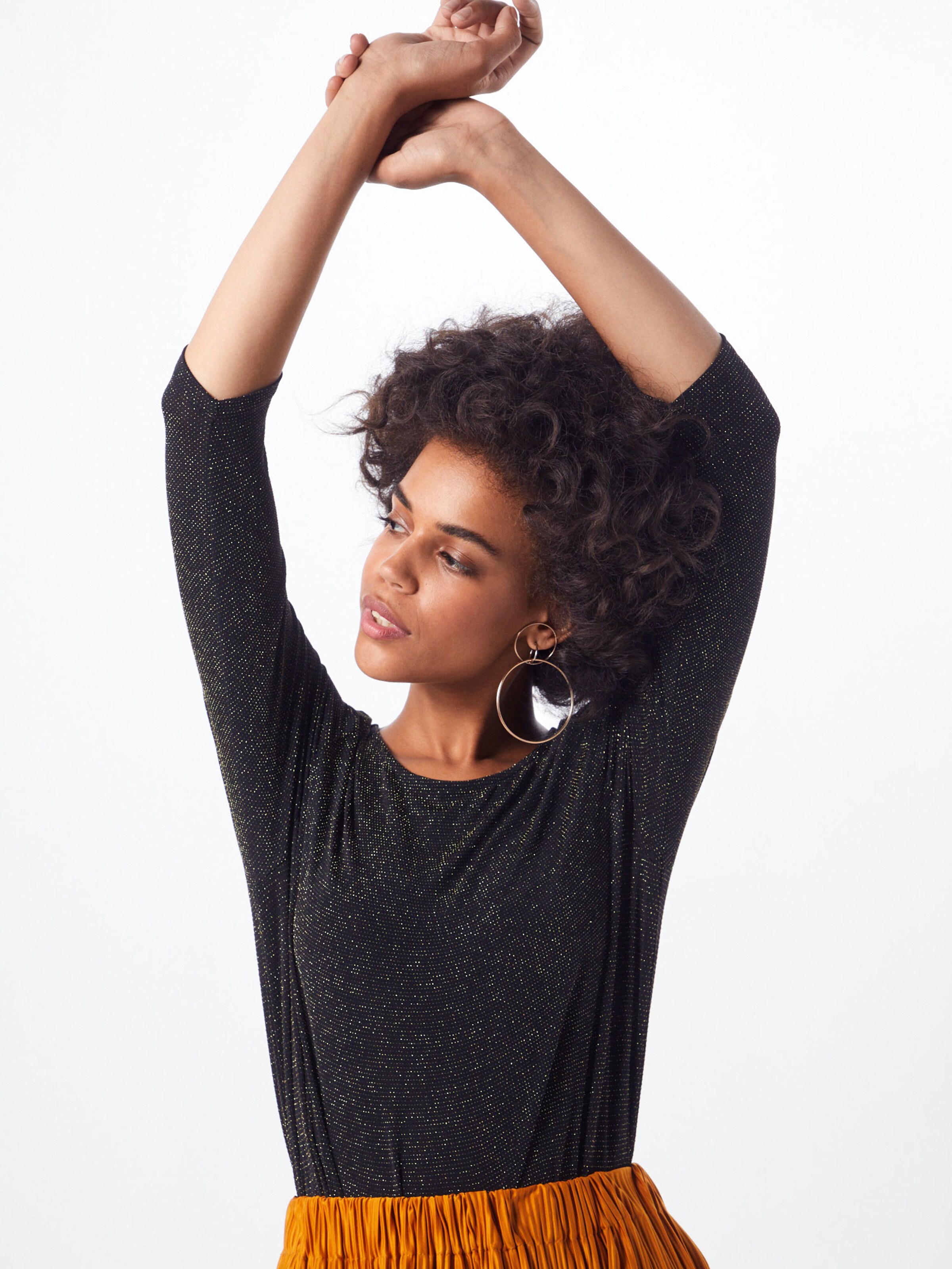 ONLY Shirt 'QUEEN' in gold / schwarz: Frontalansicht