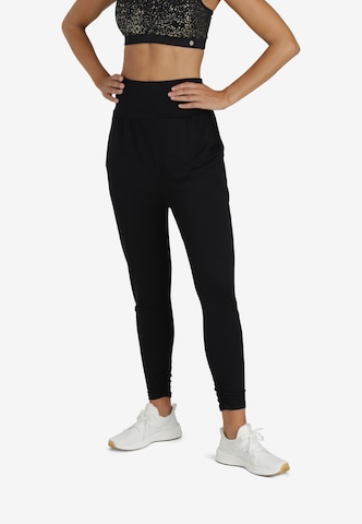 Athlecia Loosefit Sportbroek 'Mojo' in Zwart: voorkant