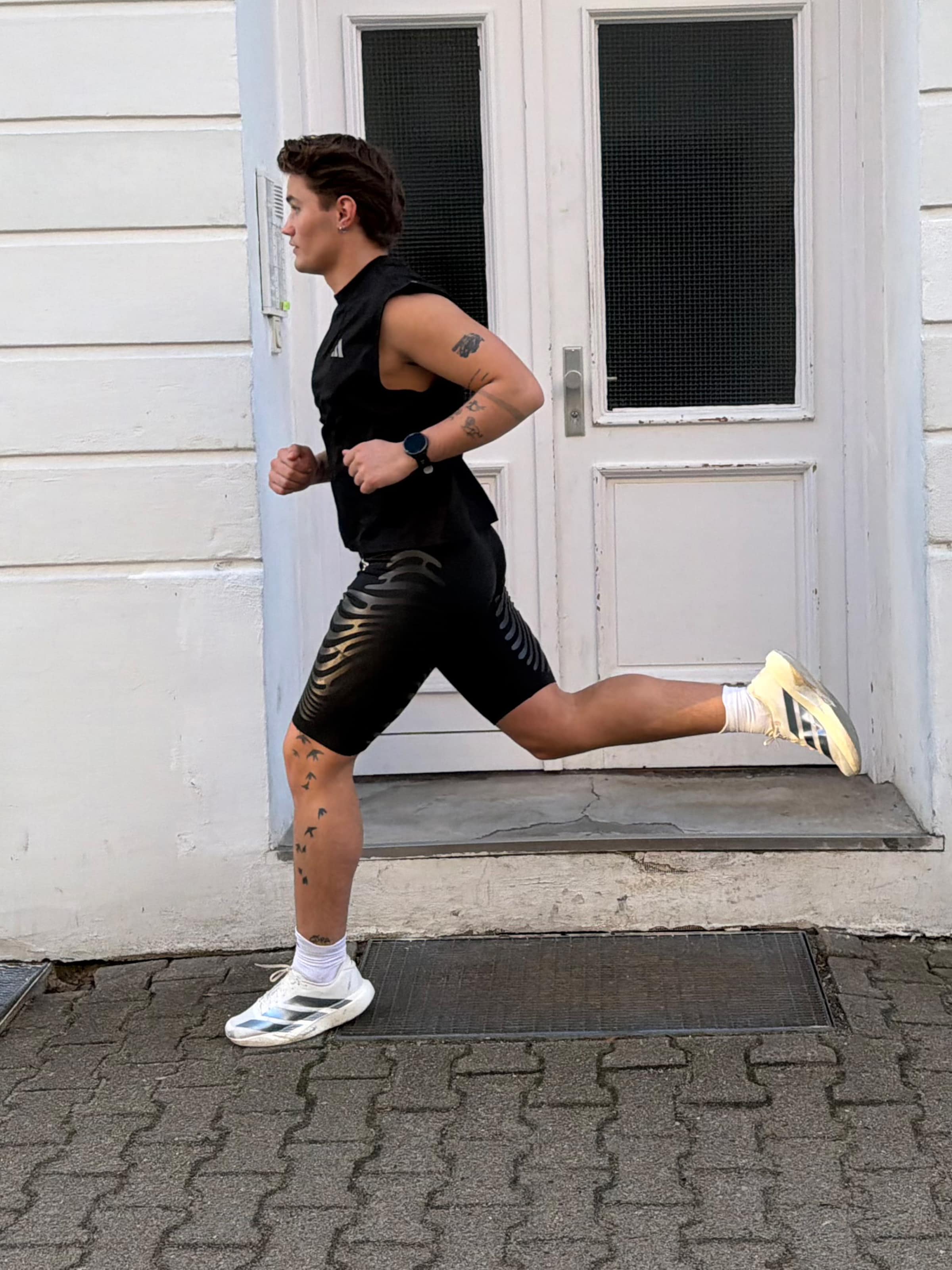 Rim - All Black Running Look by adidas Performance