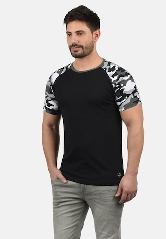 !Solid Rundhalsshirt 'Cahil' in Schwarz: predná strana