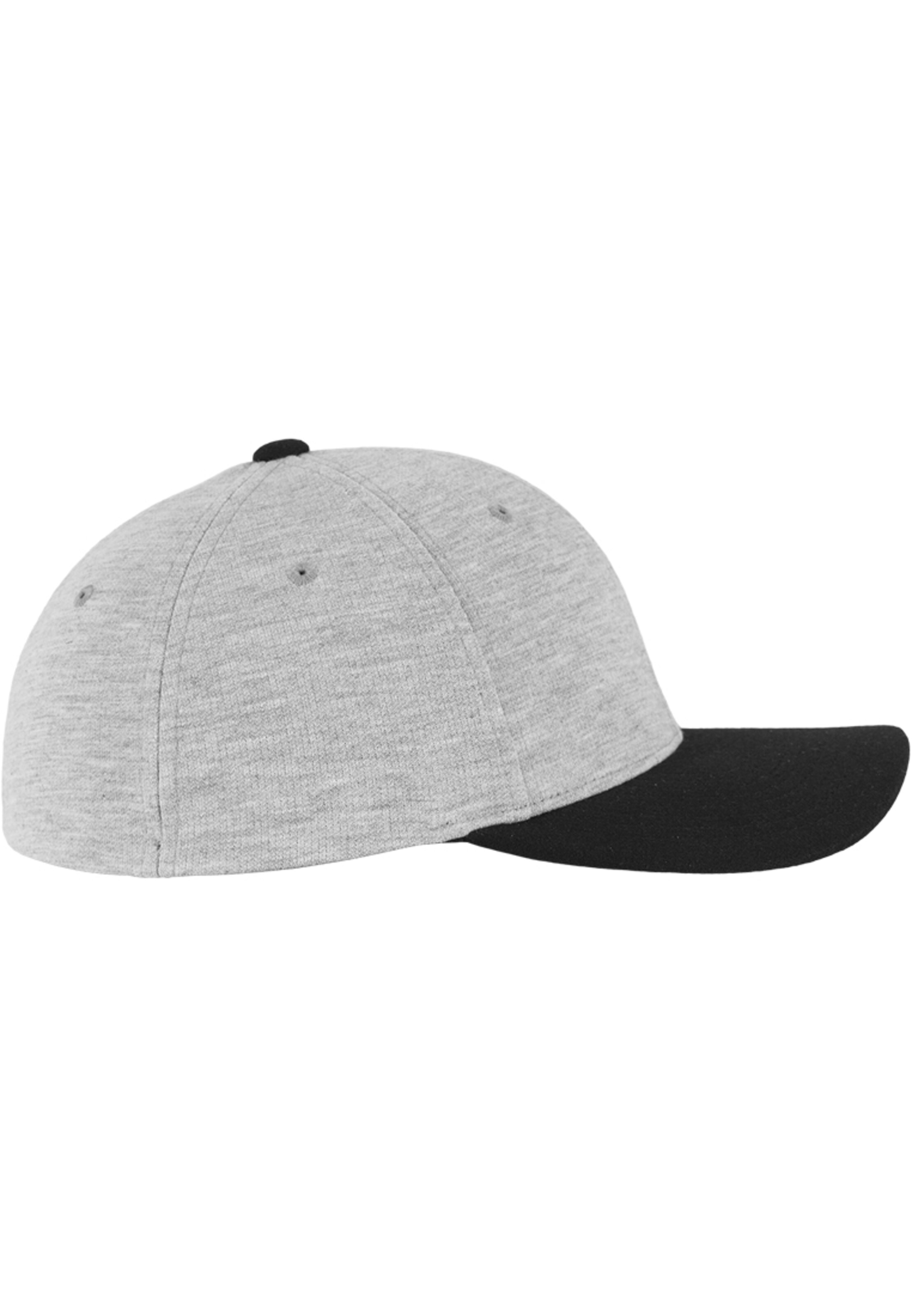 Flexfit Cap in Grey