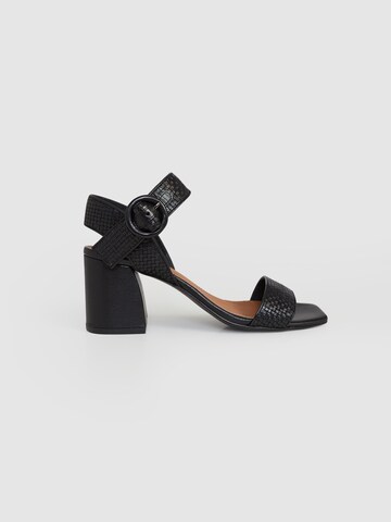 EDITED Sandal 'Indra' in Black: front