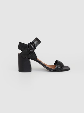 EDITED Sandals 'Indra' in Black: front