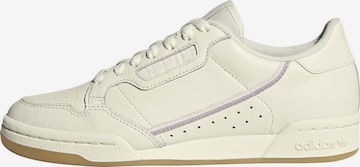 Baskets basses ADIDAS ORIGINALS en blanc : devant