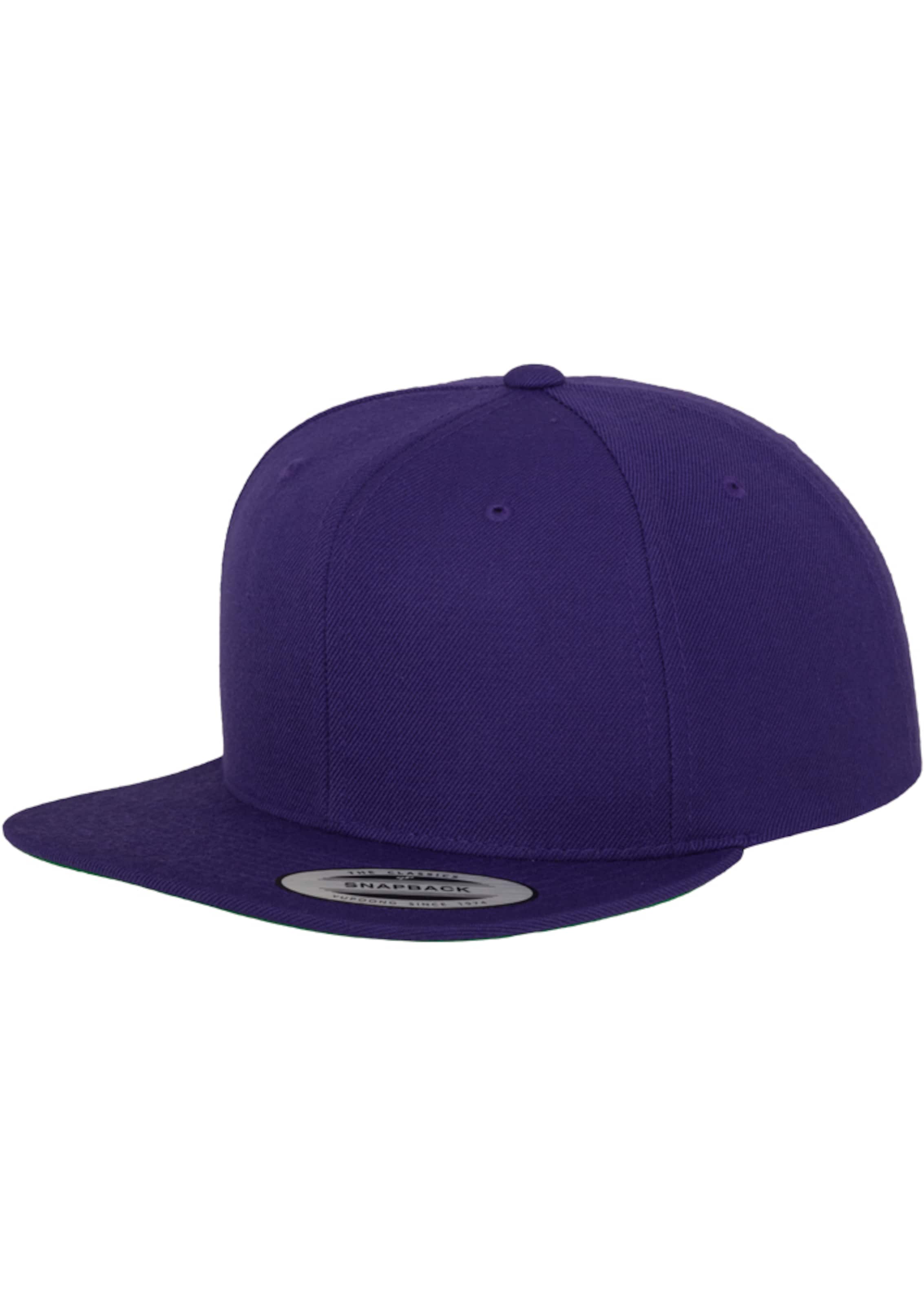 Flexfit Cap in Lila: Vorderseite