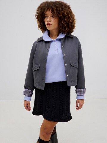 Trendy Sweater and Skirt Look
