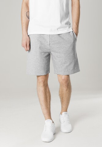 Urban Classics Loose fit Pants in Grey: front