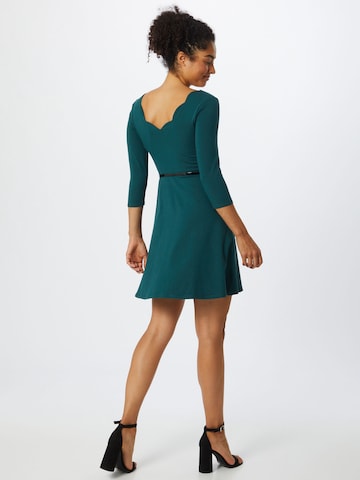 Robe 'Insa' ABOUT YOU en vert