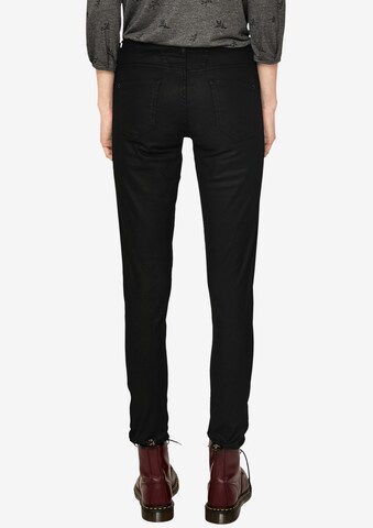 s.Oliver Slimfit Jeans in Schwarz