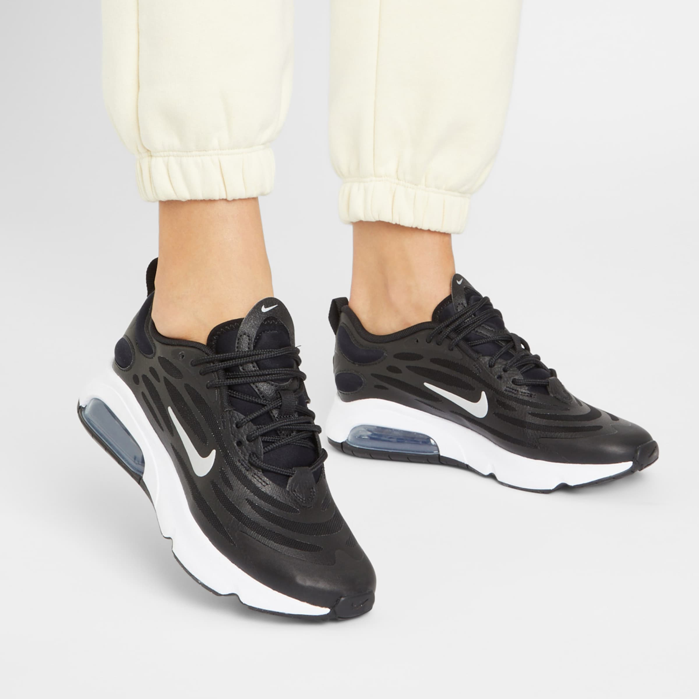 Elastic dames sneakers | KLEDING.nl