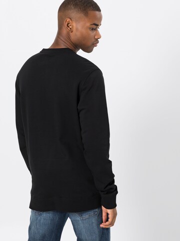 VANS Sweatshirt 'Classic Crew' in Zwart: terug