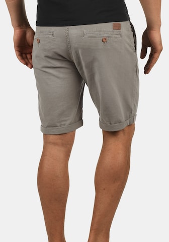 BLEND Regular Shorts 'Lias' in Grau