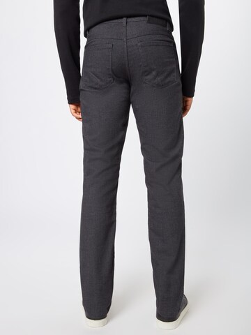 Regular Pantalon 'Cooper' BRAX en gris : derrière