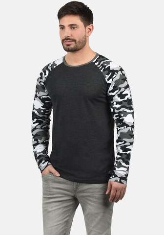 T-Shirt 'Cajus' !Solid en gris : devant