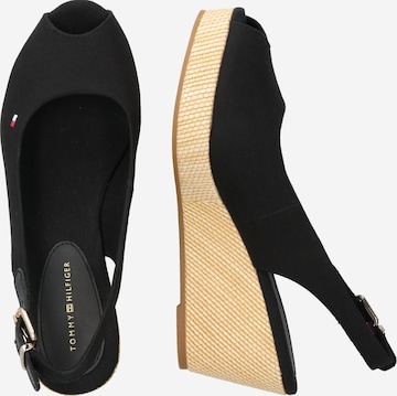 TOMMY HILFIGER Sandal 'Elba' i svart: sida