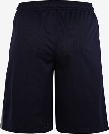 UNDER ARMOUR Regular Short 'Tech' in Blau