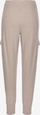 VENICE BEACH Slimfit Sporthose in Beige