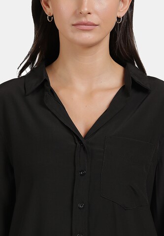 Usha Blouse in Black: front